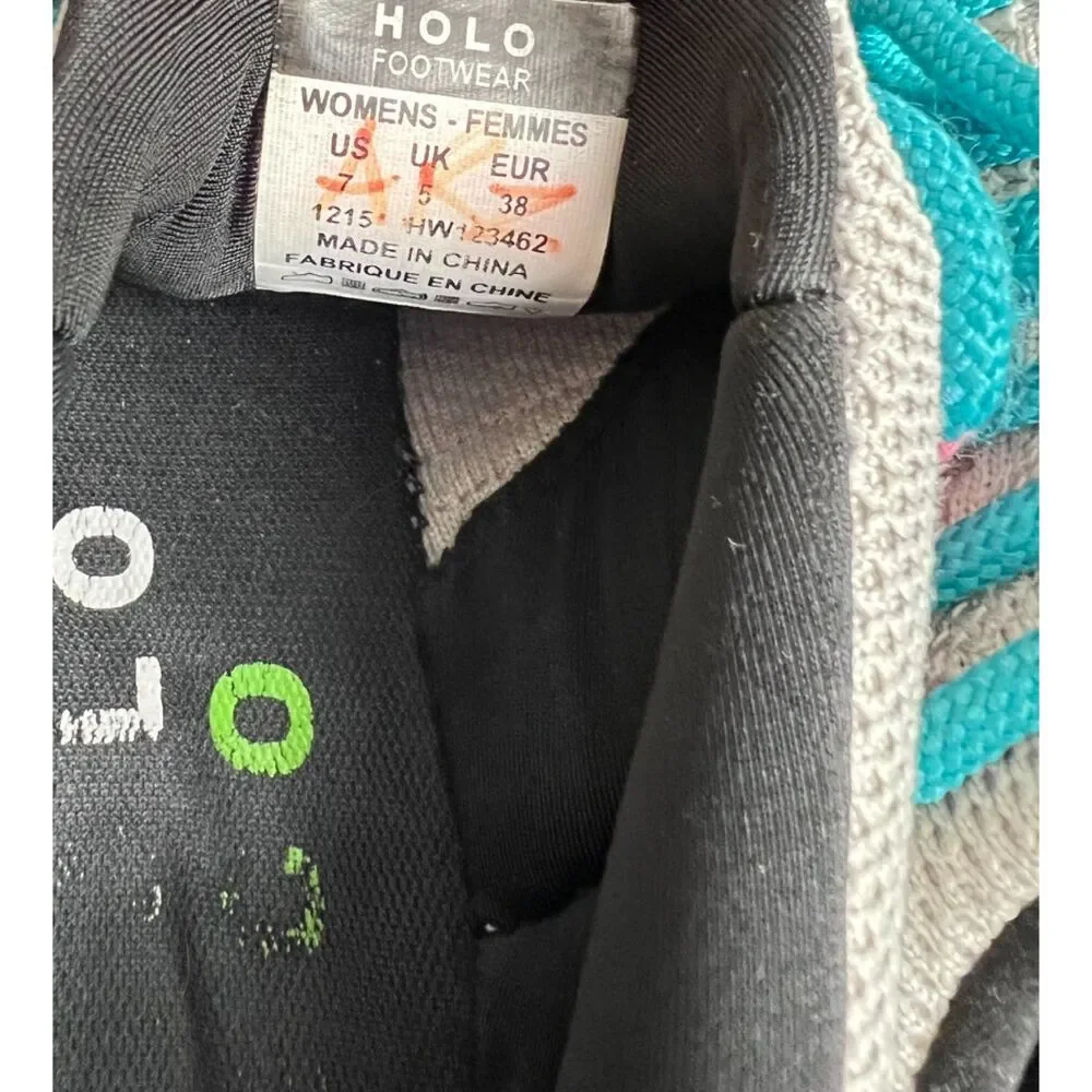 HOLO women's colorblock trail runner sneakers. Size 7.